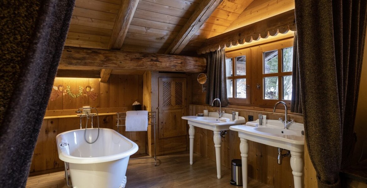 Luxury Chalet in Megève with Nordic Bath and Sauna