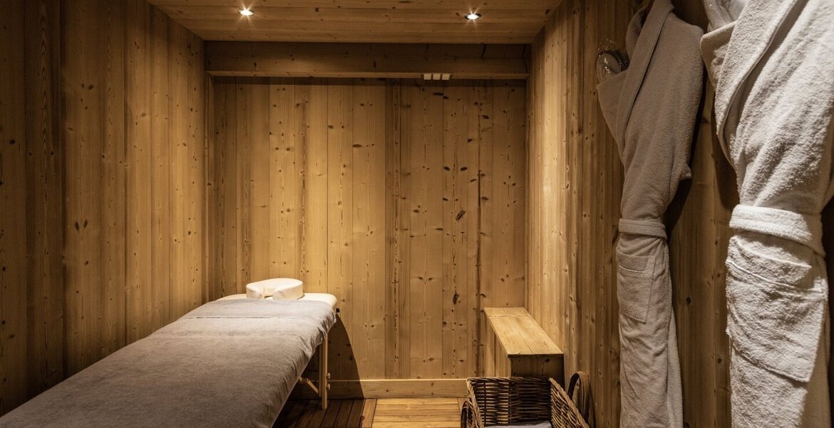 Luxury Chalet in Megève with Nordic Bath and Sauna