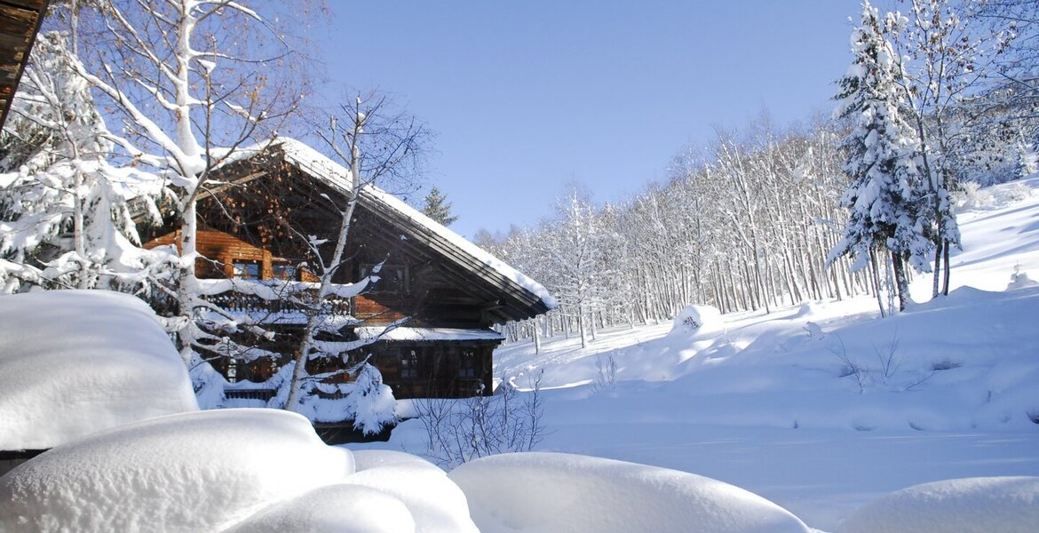 Luxury Chalet in Megève with Nordic Bath and Sauna