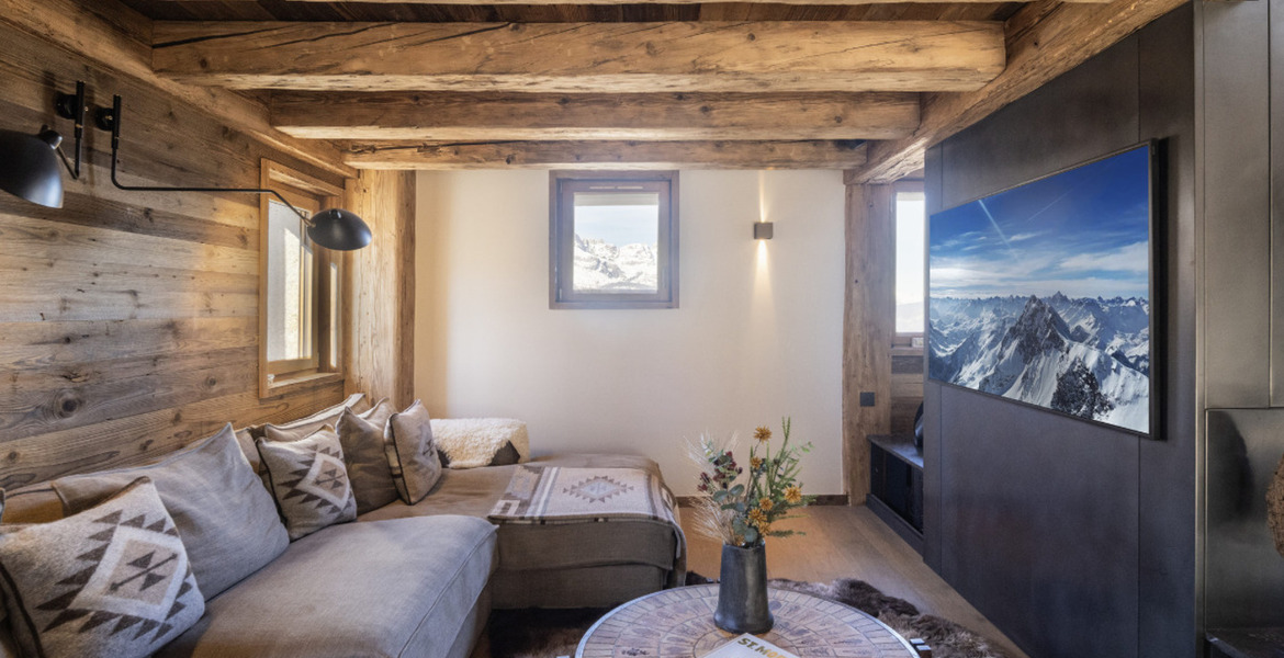 Luxury Ski Chalet in Megève with Pool and Spa