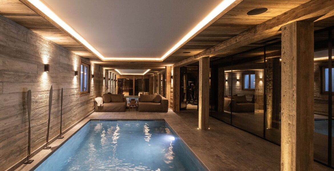 Luxury Ski Chalet in Megève with Pool and Spa