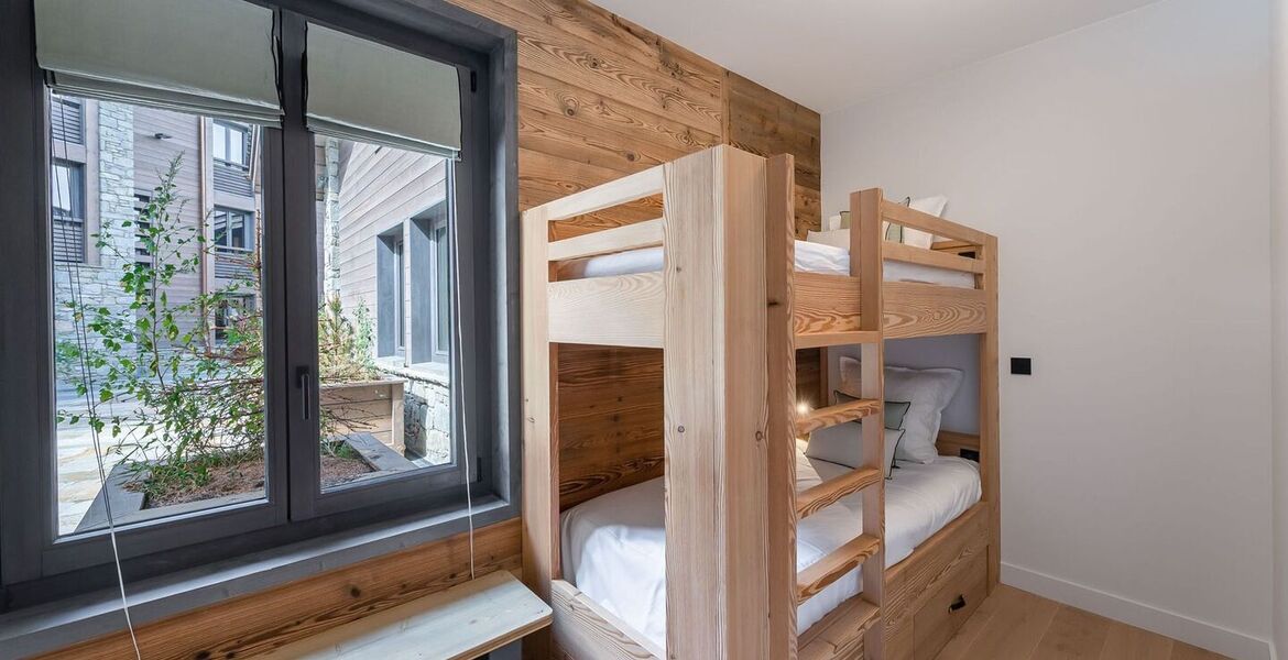 Modern 4-Bedroom Apartment in Courchevel