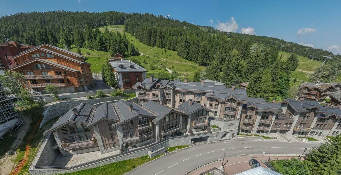 Modern 4-Bedroom Apartment in Courchevel