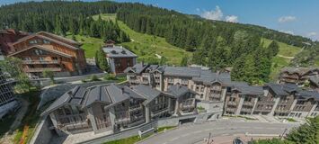 Modern 4-Bedroom Apartment in Courchevel