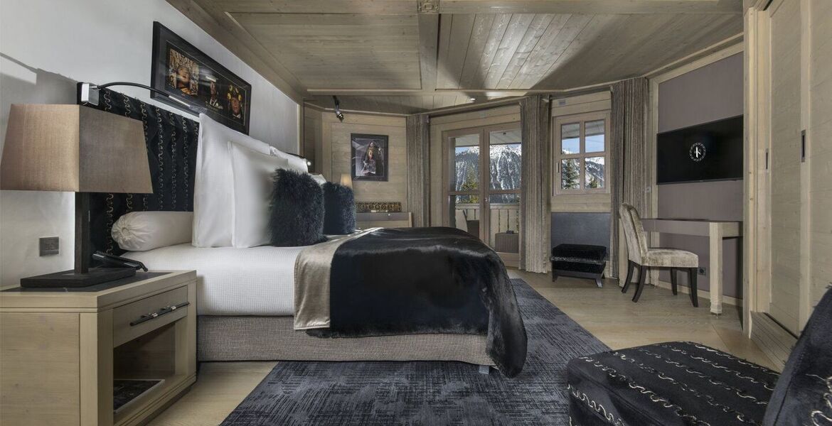 Luxury Chalet in Courchevel 1850 with Panoramic Views
