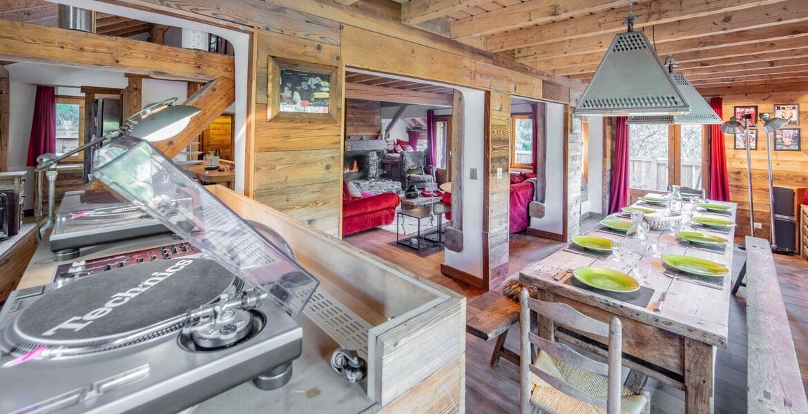Charming Ski-in/Ski-out Chalet in La Rosière
