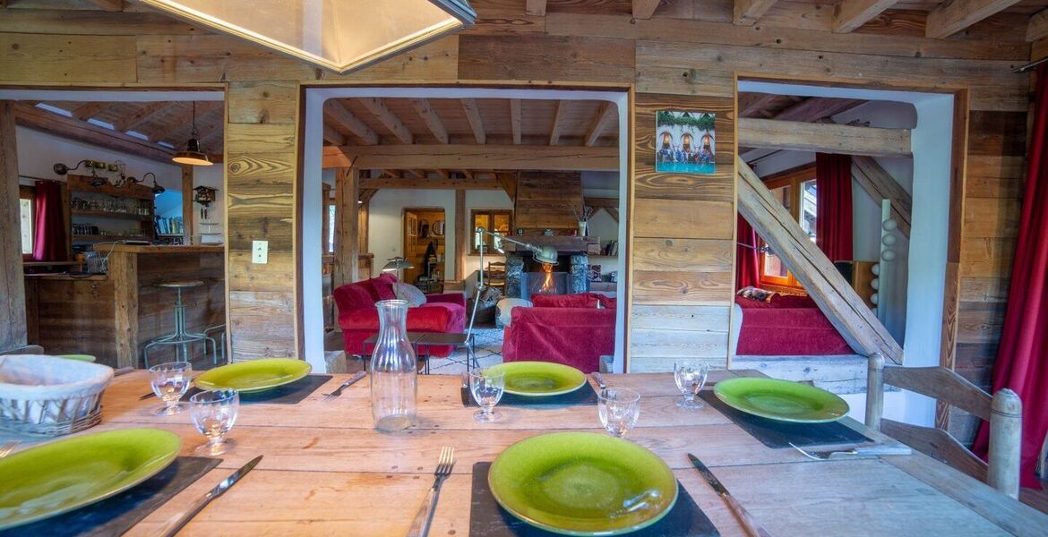 Charming Ski-in/Ski-out Chalet in La Rosière