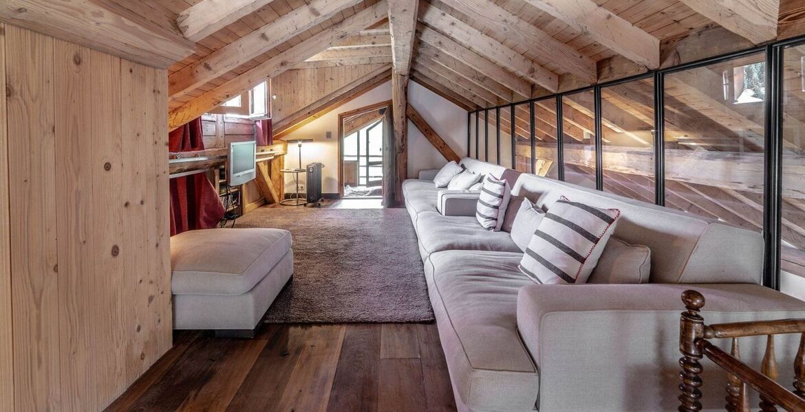 Charming Ski-in/Ski-out Chalet in La Rosière