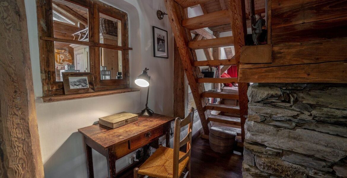 Charming Ski-in/Ski-out Chalet in La Rosière