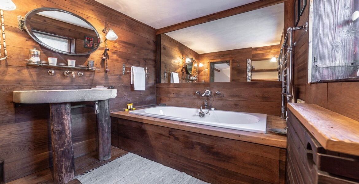Charming Ski-in/Ski-out Chalet in La Rosière
