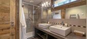 Luxury Chalet in Méribel with Stunning Views and Hot Tub