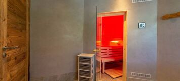 Luxury Chalet in Méribel with Stunning Views and Hot Tub