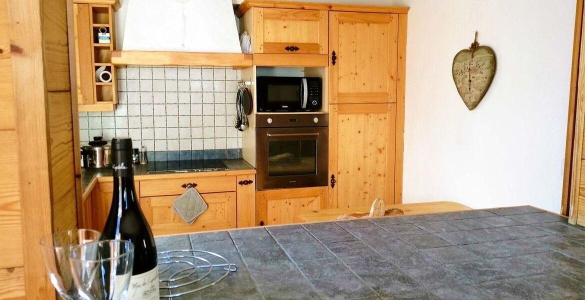Charming Ski Chalet in Mottaret with Stunning Views