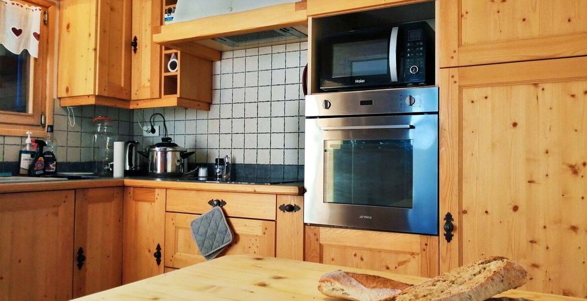 Charming Ski Chalet in Mottaret with Stunning Views