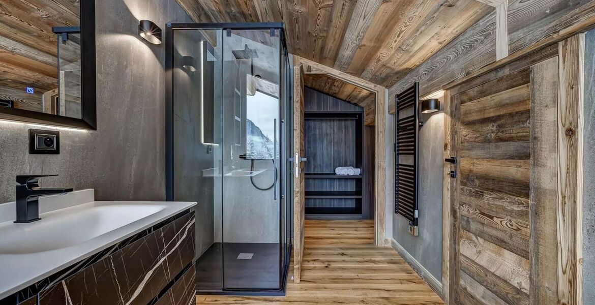 Luxury Chalet in Argentière with Stunning Alpine Views