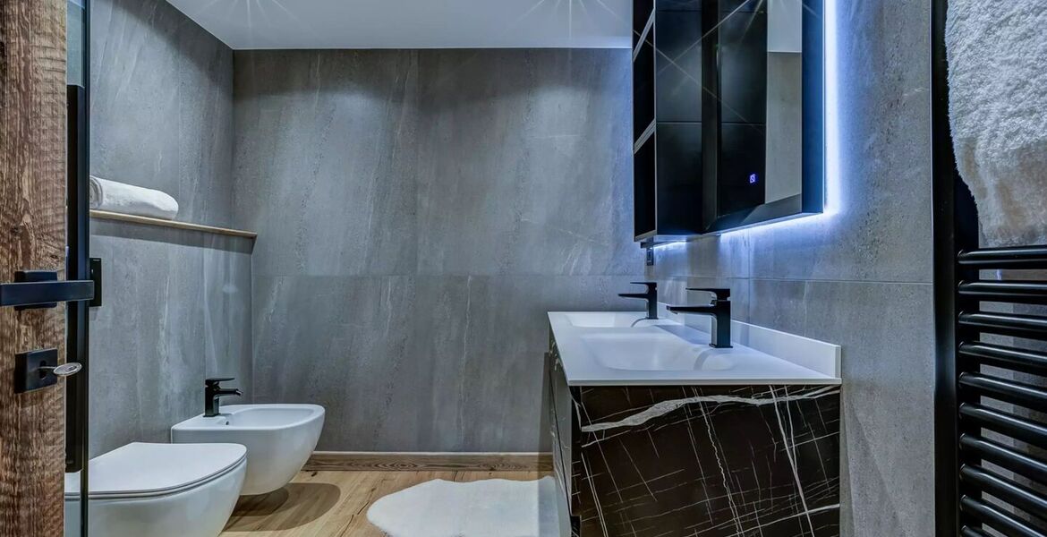 Luxury Chalet in Argentière with Stunning Alpine Views