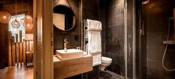 Luxury Chalet in Megève with Stunning Mountain Views