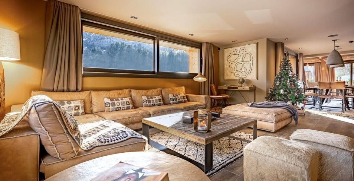 Luxury Chalet in Megève with Stunning Mountain Views