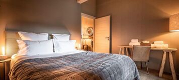 Luxury Chalet in Megève with Stunning Mountain Views