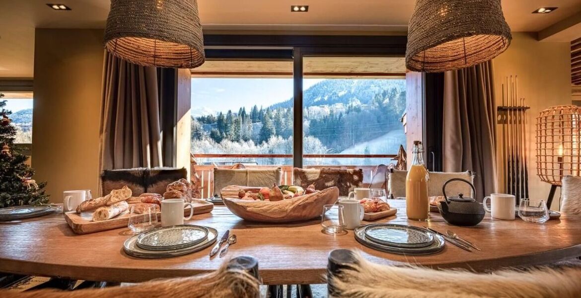 Luxury Chalet in Megève with Stunning Mountain Views