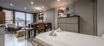 New apartment in Courchevel Moriond with ski-in access