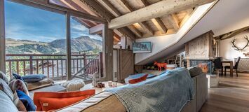Ski-in/Ski-out Apartment in Courchevel 1850