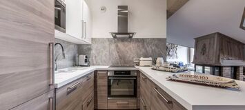 Ski-in/Ski-out Apartment in Courchevel 1850