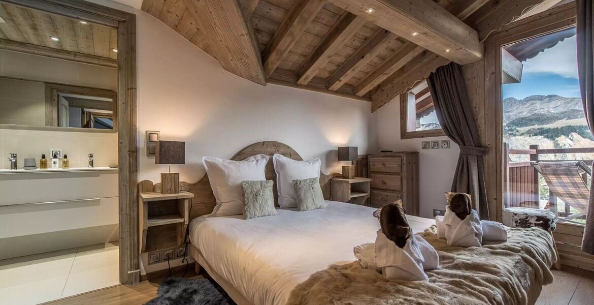Ski-in/Ski-out Apartment in Courchevel 1850
