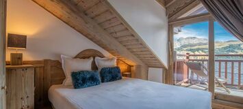 Ski-in/Ski-out Apartment in Courchevel 1850