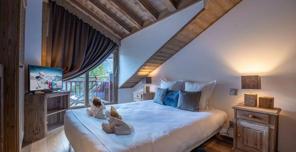 Ski-in/Ski-out Apartment in Courchevel 1850