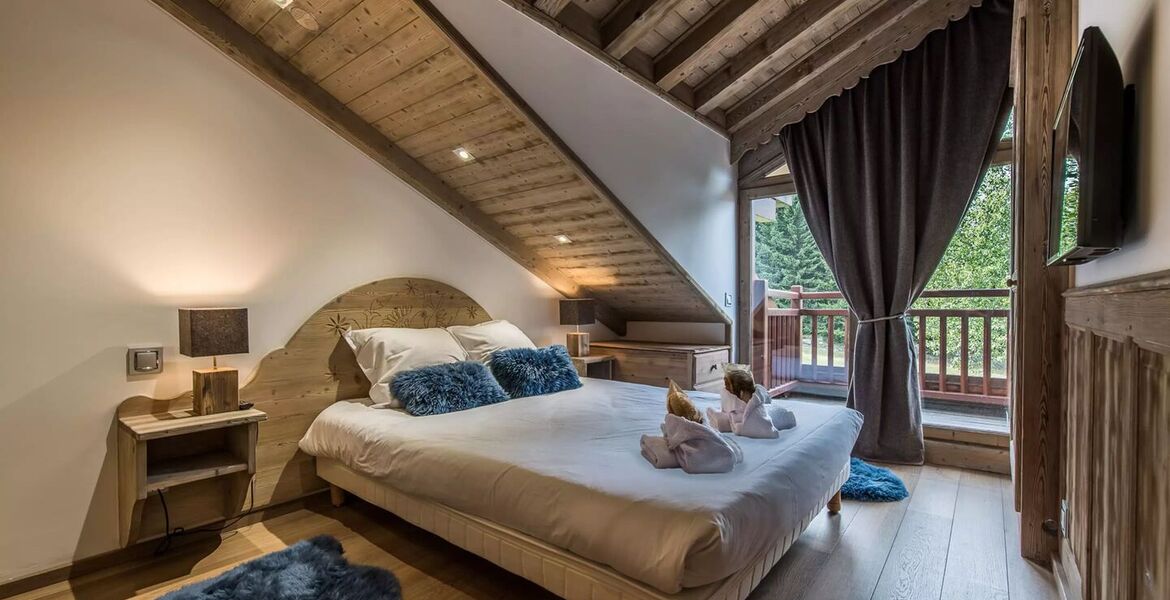 Ski-in/Ski-out Apartment in Courchevel 1850