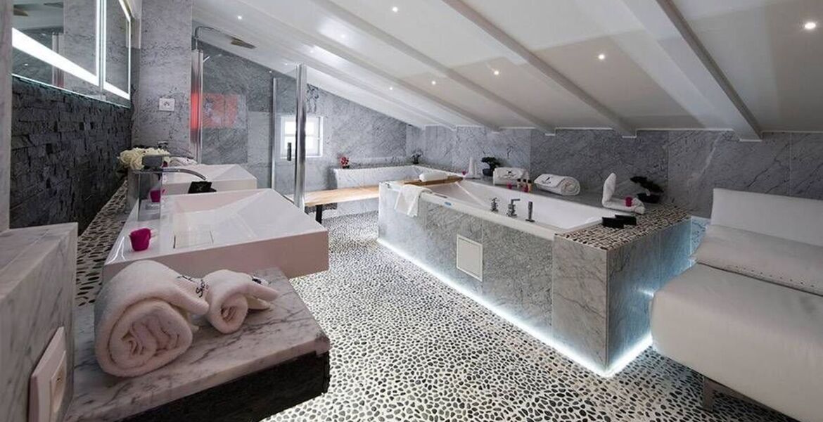 Apartment Suite One Bedroom in Courchevel 1850