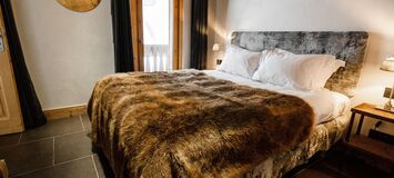 Ski-in/Ski-out Apartment in Courchevel 1850