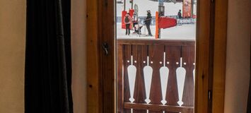 Ski-in/Ski-out Apartment in Courchevel 1850