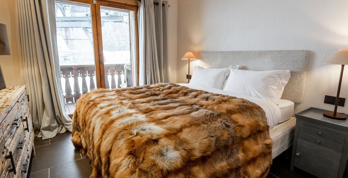 Ski-in/Ski-out Apartment in Courchevel 1850