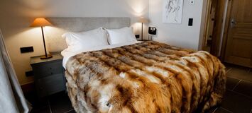 Ski-in/Ski-out Apartment in Courchevel 1850