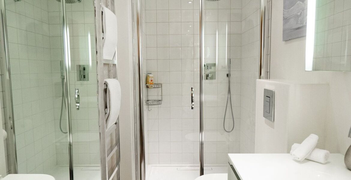 Ski-in/Ski-out Apartment in Courchevel 1850