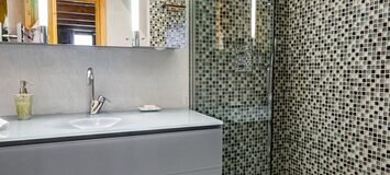 Ski-in/Ski-out Apartment in Courchevel 1850