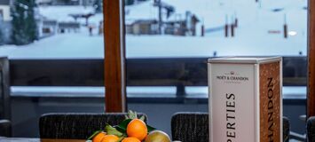 Ski-in/Ski-out Apartment in Courchevel 1850