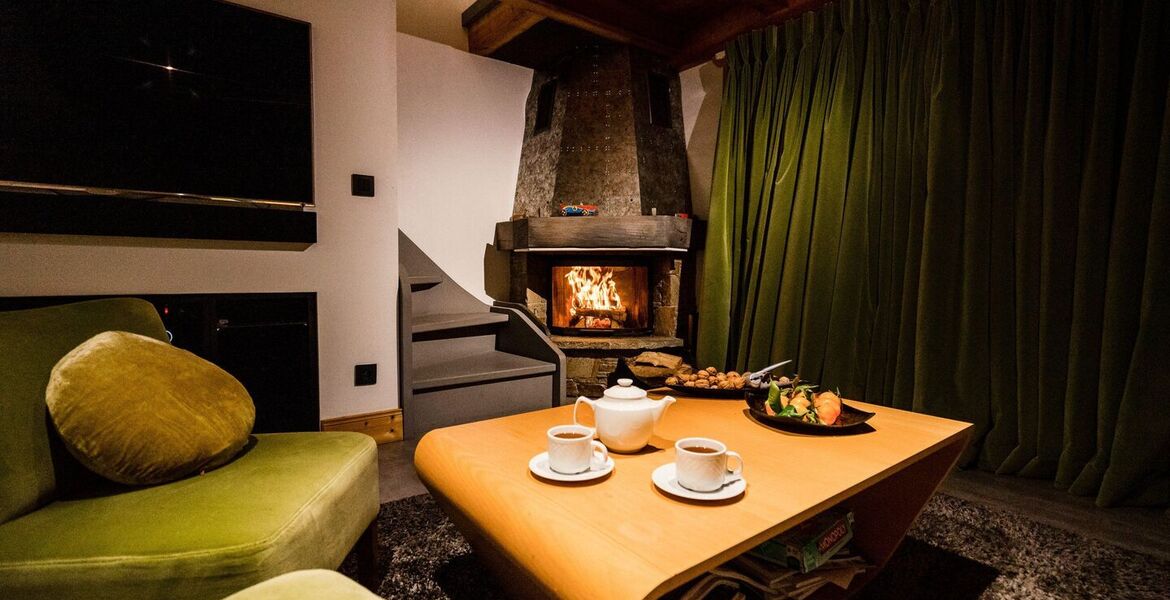 Ski-in Ski-out Apartment in Courchevel 1850