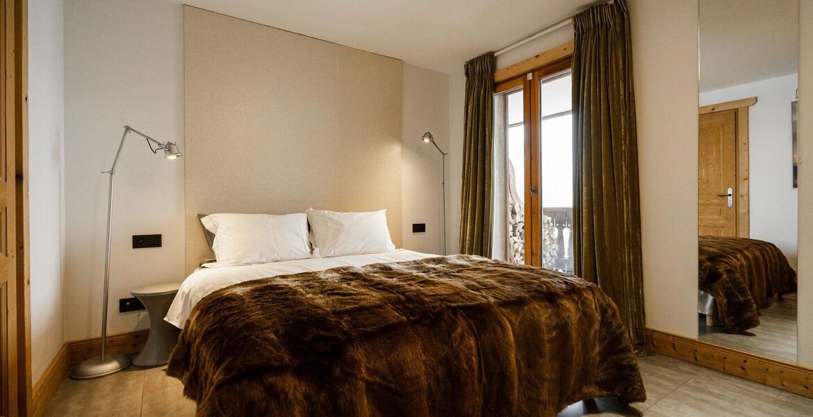 Ski-in Ski-out Apartment in Courchevel 1850