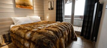 Ski-in Ski-out Apartment in Courchevel 1850