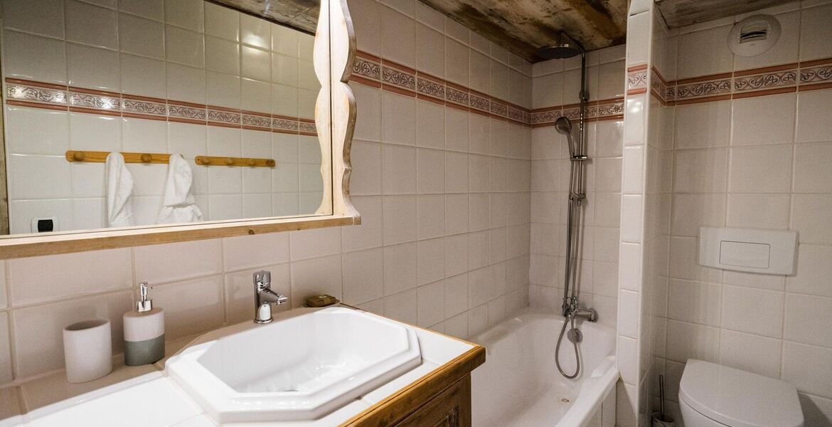 Ski-in Ski-out Apartment in Courchevel 1850