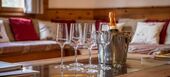 Chalet Savoyard Traditionnel avec une Ambiance