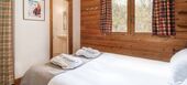 Chalet Savoyard Traditionnel avec une Ambiance