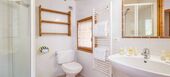 Chalet Savoyard Traditionnel avec une Ambiance
