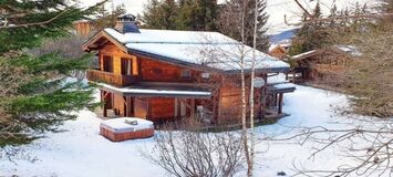 Chalet Savoyard Traditionnel avec une Ambiance