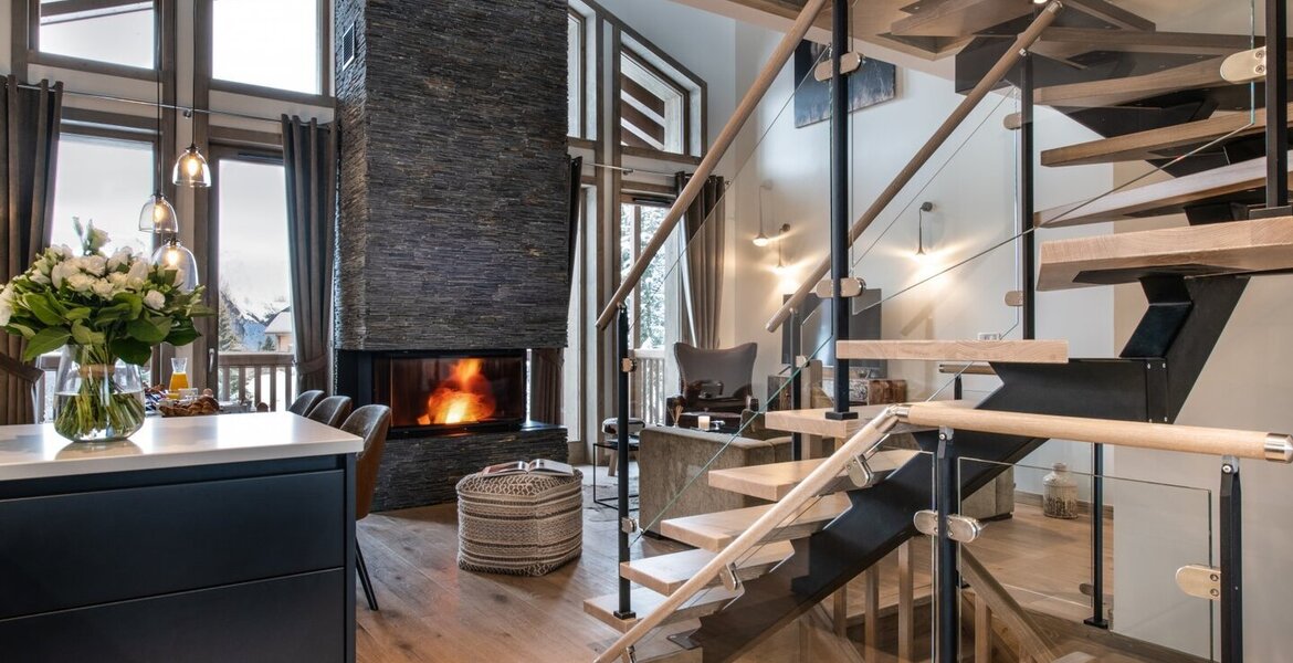 Chalet for rent in La Tania, Courchevel with 174 sqm,