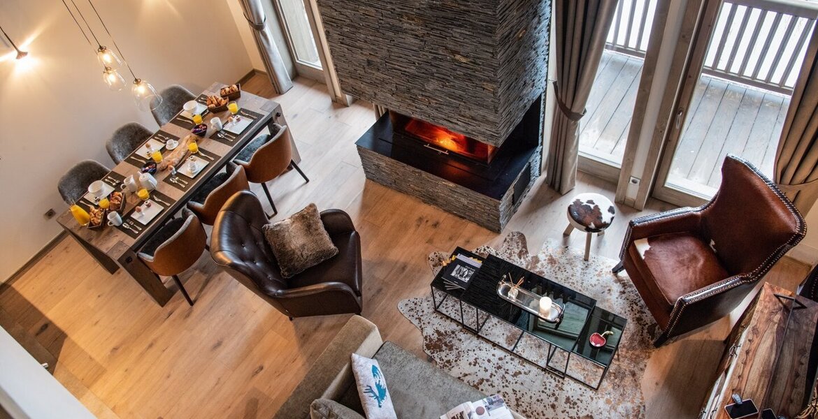 Chalet for rent in La Tania, Courchevel with 174 sqm,