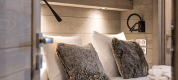 Chalet for rent in La Tania, Courchevel with 174 sqm,